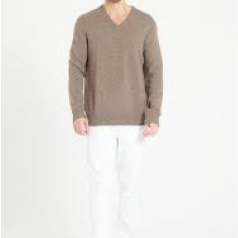 Tahari Men's Beige V-Neck Sweater A0403